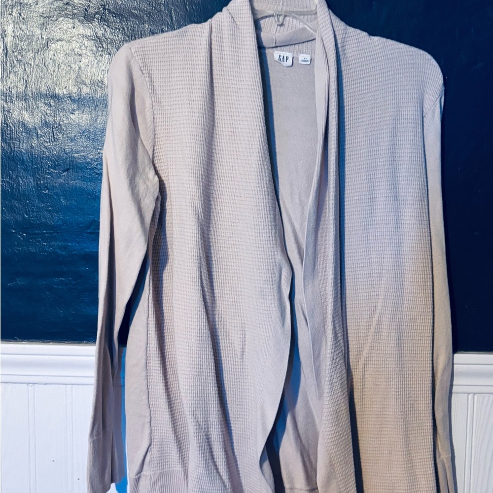 💙GAP Soft Beige Knit Cardigan